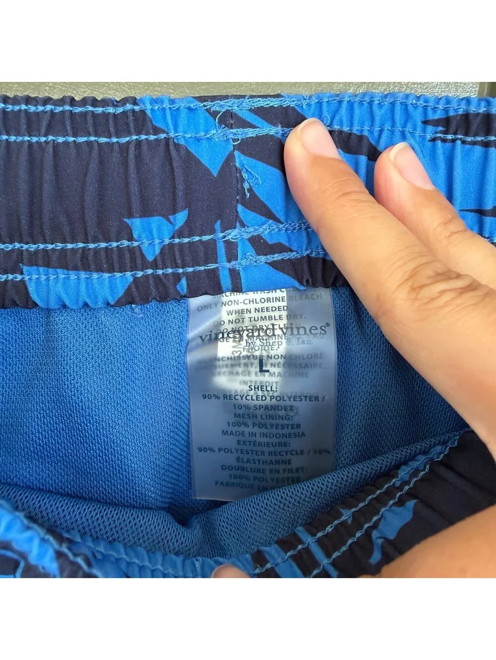 Vineyard Vines Blue Palm Leaf Chappy Swim Trunks Boys Youth Large